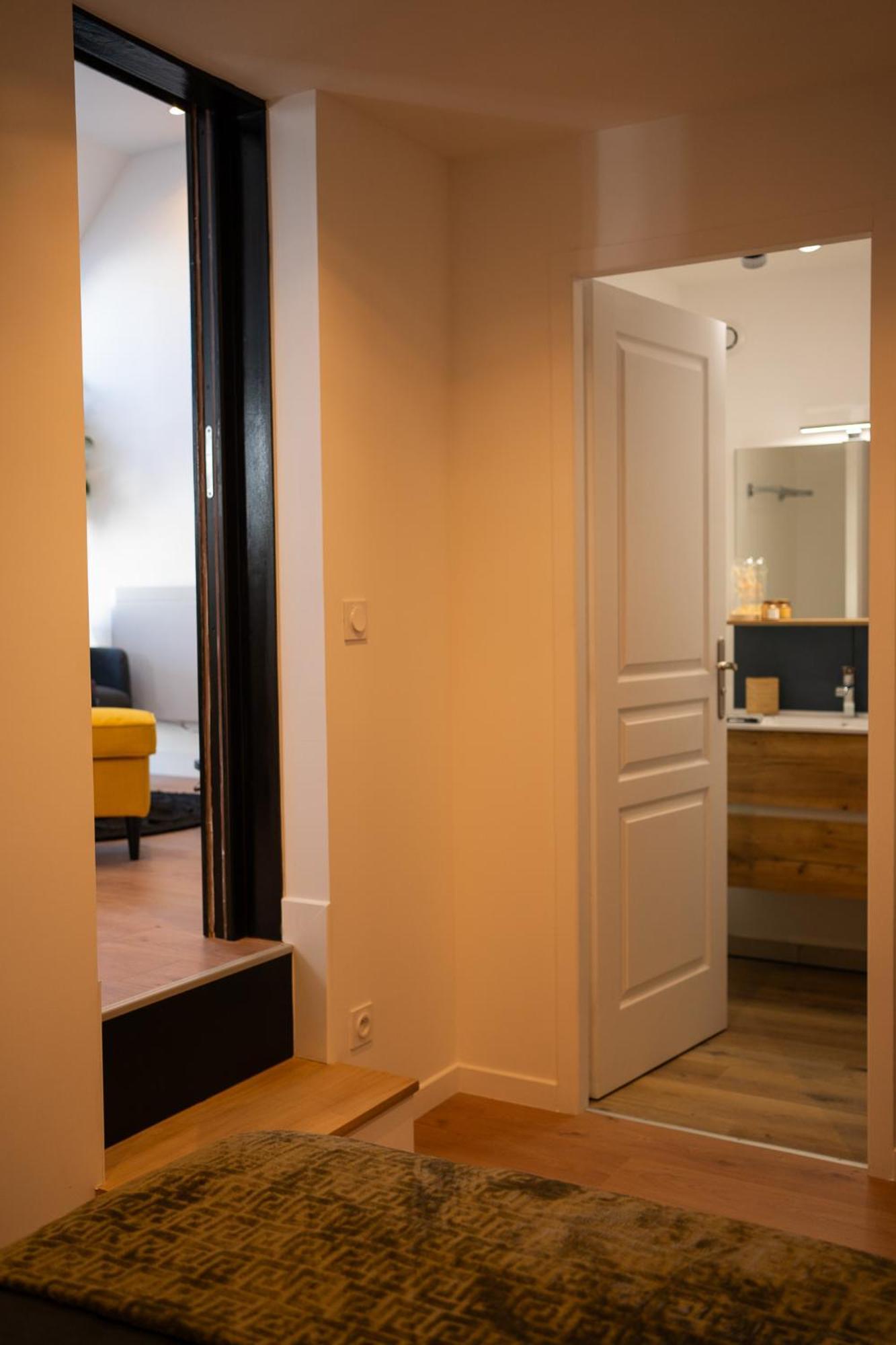 Appartements Plein Centre, A 5 Minutes Du Chateau オンザン エクステリア 写真