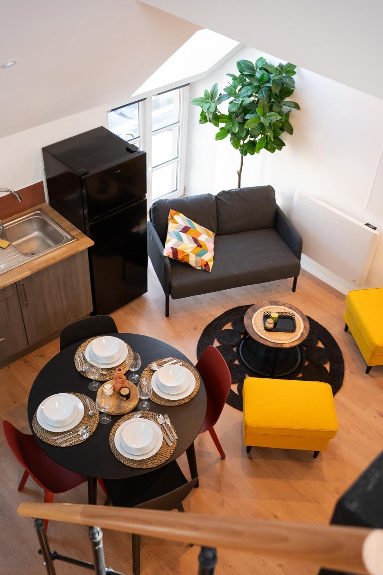 Appartements Plein Centre, A 5 Minutes Du Chateau オンザン エクステリア 写真
